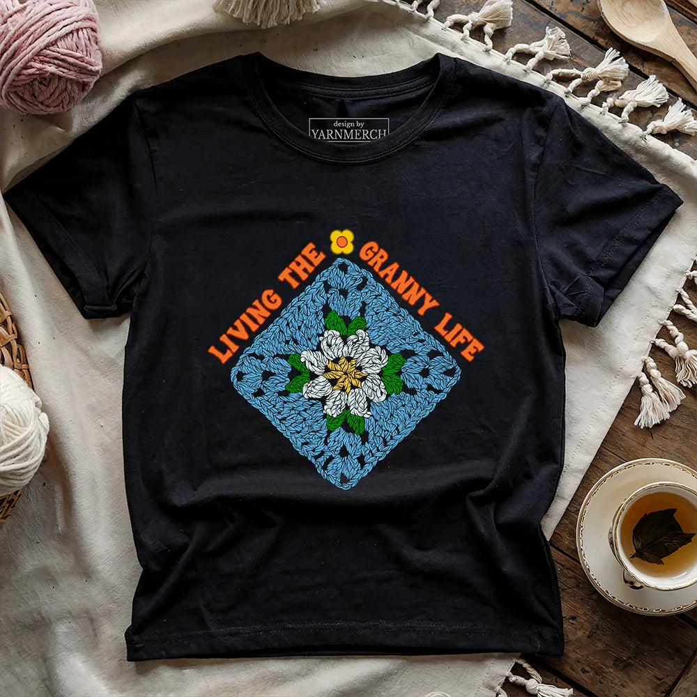 GrannyLifeT shirt black