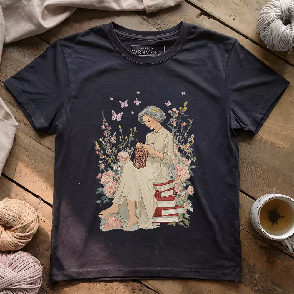 knitting muse t shirt dark grey heather