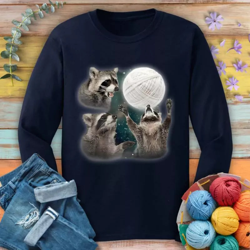 racoon and yarn ball long sleeve navy